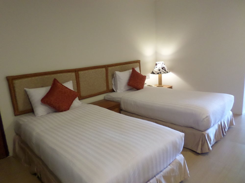 Nautical Inn Pattaya Bagian luar foto